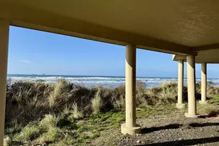 30555 Sandy Dr, Gold Beach, OR 97444 - Photo 6