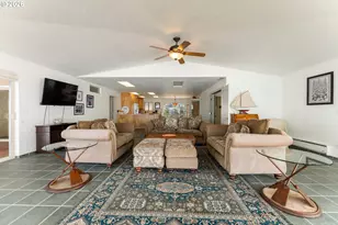 30555 Sandy Dr, Gold Beach, OR 97444 - Photo 14