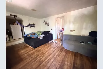 140 7th Ave, Sweet Home, OR 97386 - Photo 4
