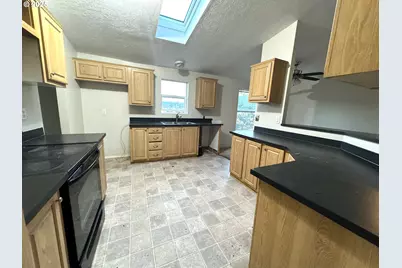 4848 Tiller Trail Hwy, Canyonville, OR 97417 - Photo 36