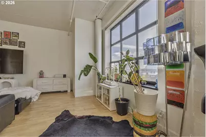 1314 NW Irving St #504, Portland, OR 97209 - Photo 18