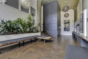 1314 NW Irving St, Portland, OR 97209 - Photo 38