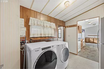 450 SE Lacreole Dr #128, Dallas, OR 97338 - Photo 26