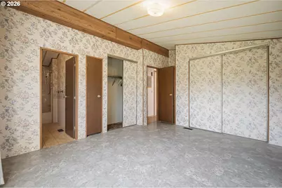 450 SE Lacreole Dr #128, Dallas, OR 97338 - Photo 18