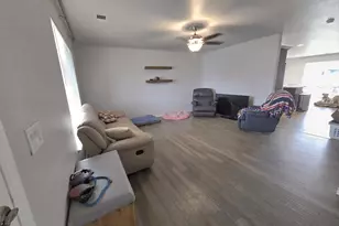 139 Teresa Ln, Winston, OR 97496 - Photo 2