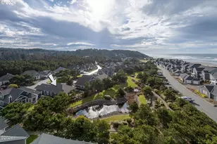 5920 SW Arbor Dr, Newport, OR 97366 - Photo 42