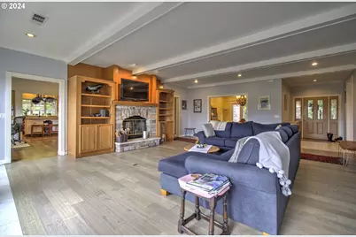 17130 Eastwood Ln, Brookings, OR 97415 - Photo 14