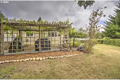 17130 Eastwood Ln, Brookings, OR 97415 - Photo 44