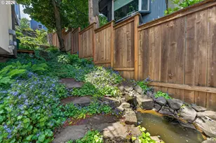 329 SE Gilham Ave, Portland, OR 97215 - Photo 36