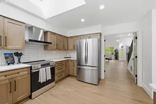 392 Dellwood Dr, Eugene, OR 97405 - Photo 34