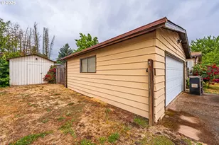 3086 Stapp Dr, Eugene, OR 97408 - Photo 4