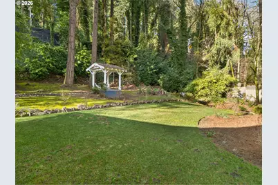49 Briarwood Rd, Lake Oswego, OR 97034 - Photo 36