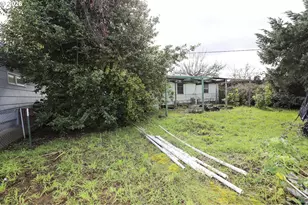 491 NW Douglas Blvd, Winston, OR 97496 - Photo 4