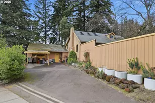 15717 SW Scholls Ferry Rd, Beaverton, OR 97007 - Photo 2