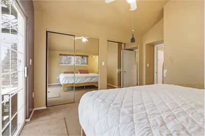 15717 SW Scholls Ferry Rd, Beaverton, OR 97007 - Photo 12