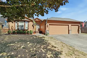 1012 40th St, Washougal, WA 98671 - Photo 1