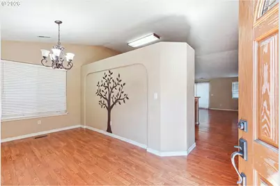 1012 40th St, Washougal, WA 98671 - Photo 2