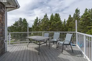 15710 Oceanview Ave, Rockaway Beach, OR 97136 - Photo 32