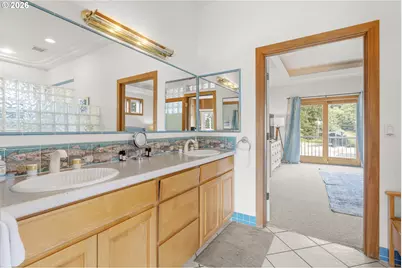 15710 Oceanview Ave, Rockaway Beach, OR 97136 - Photo 24