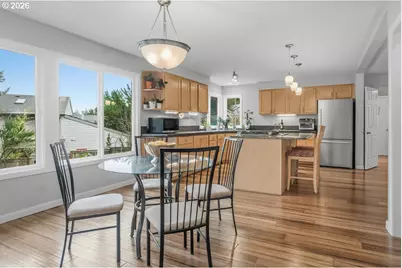 11924 SW 34th Ave, Portland, OR 97219 - Photo 8