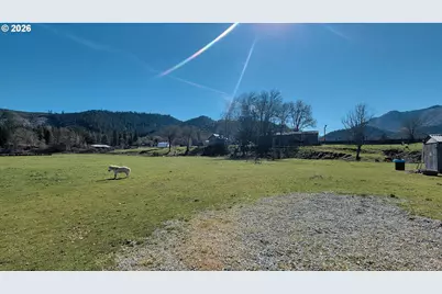 514 Eakin Rd, Azalea, OR 97410 - Photo 32