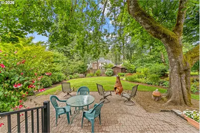 15621 SE Hanwood Ln, Milwaukie, OR 97267 - Photo 2