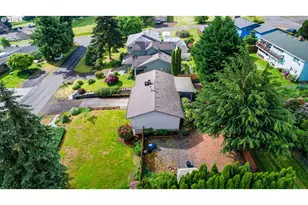 2335 5th St, Columbia City, OR 97018 - Photo 46