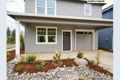 818 Pine St, Silverton, OR 97381 - Photo 2