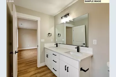 818 Pine St, Silverton, OR 97381 - Photo 18