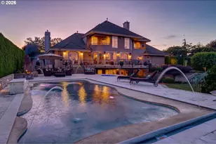 600 SE Arrow Creek Ln, Gresham, OR 97080 - Photo 4