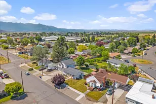 2280 D St, Baker City, OR 97814 - Photo 6