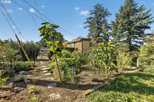 925 NE 68th Ave, Portland, OR 97213 - Photo 14