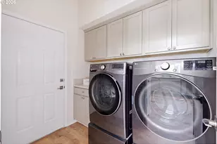 4055 Royal Ave, Eugene, OR 97402 - Photo 38