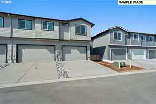 18601 NE 44th Ave, Vancouver, WA 98686 - Photo 34