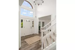 6475 SW Arranmore Ct, Portland, OR 97223 - Photo 4