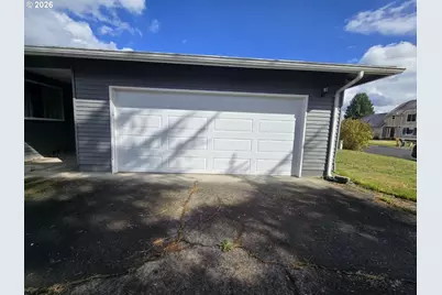158 Alturas Dr, Kelso, WA 98626 - Photo 6