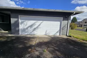 158 Alturas Dr, Kelso, WA 98626 - Photo 6