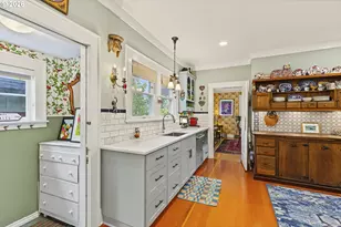 4249 SE Stark St, Portland, OR 97215 - Photo 14