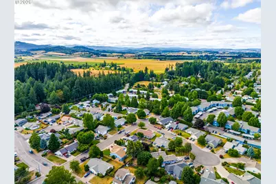 510 NE Osborne Ct, McMinnville, OR 97128 - Photo 22