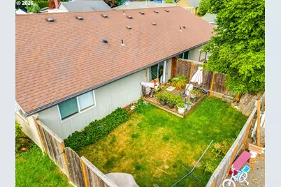 510 NE Osborne Ct, McMinnville, OR 97128 - Photo 14