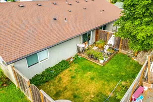 510 NE Osborne Ct, McMinnville, OR 97128 - Photo 14