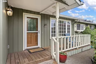 2532 Rose Blossom Dr, Springfield, OR 97477 - Photo 2