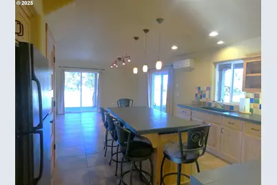 5215 SW Upper Canyon Rim Dr, Culver, OR 97734 - Photo 6