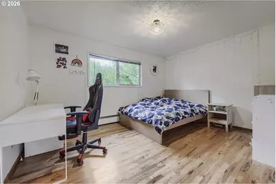 908 SW Gaines St #24, Portland, OR 97239 - Photo 16