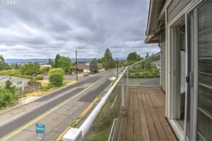 2772 E McLoughlin Blvd, Vancouver, WA 98661 - Photo 32