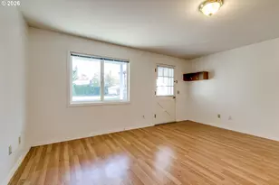 1566 Laura St, Springfield, OR 97477 - Photo 38