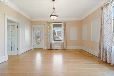 356 W Water St, Stayton, OR 97383 - Photo 8