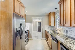 13860 SW Butner Rd, Beaverton, OR 97006 - Photo 12