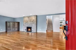 21695 Willamette Dr, West Linn, OR 97068 - Photo 2