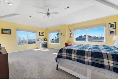 13923 SW Mistletoe Dr, Portland, OR 97223 - Photo 24